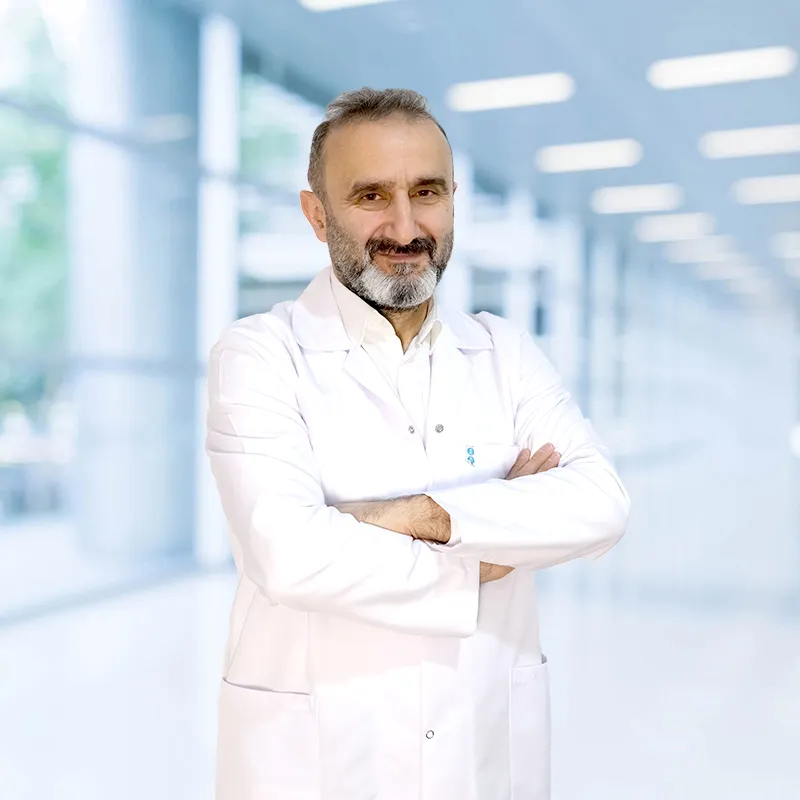 Op. Dr. Uğur ÖZGÜR