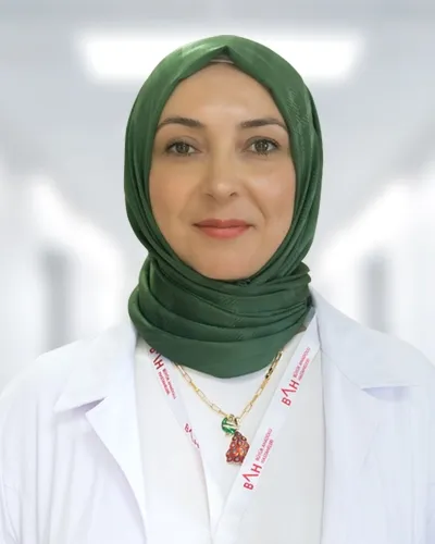 Op. Dr. Esra Nur ÖZGÜR