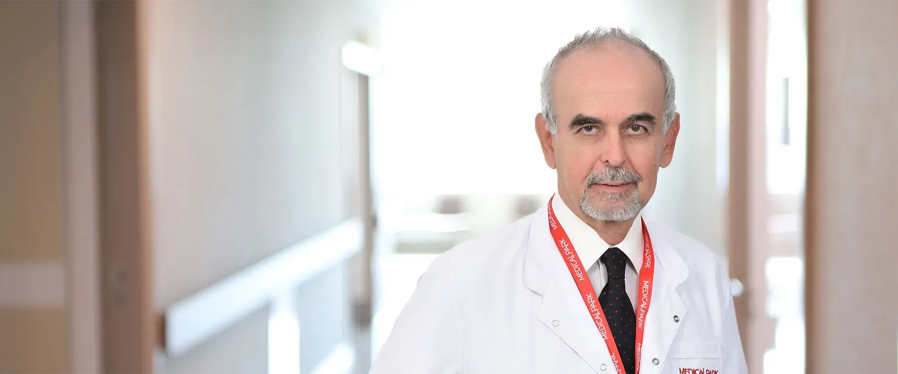 Op. Dr. Mustafa Nermi Özer
