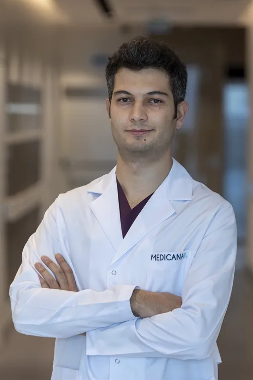 Dr. Umut Can Urun