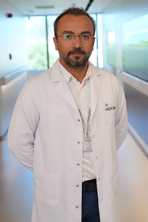 Uzm. Dr. Fecri Bengi