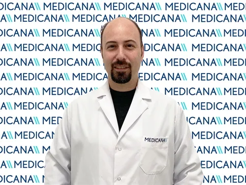 Uzm. Dr. Mustafa Gönençer