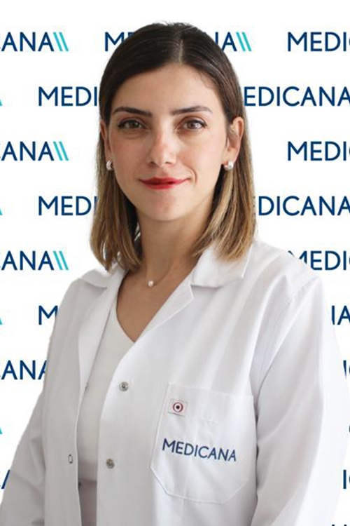 Büşra Er