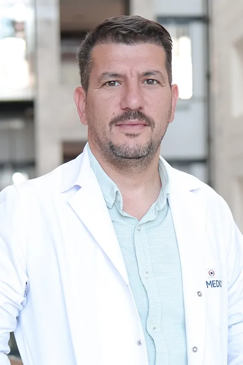 Doç. Dr. Sefa Aktı