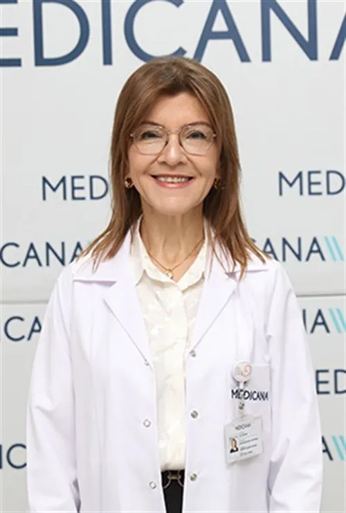 Dr. Elif Ünüvar