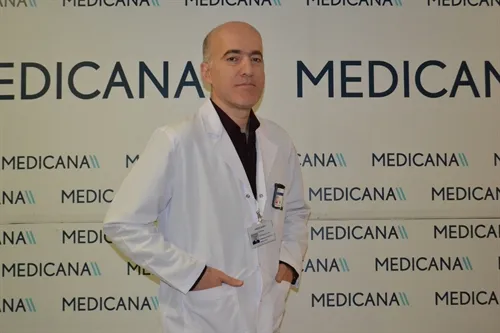 Doç. Dr. Suat Keskin
