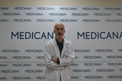 Uzm. Dr. Ümit Can Özcan