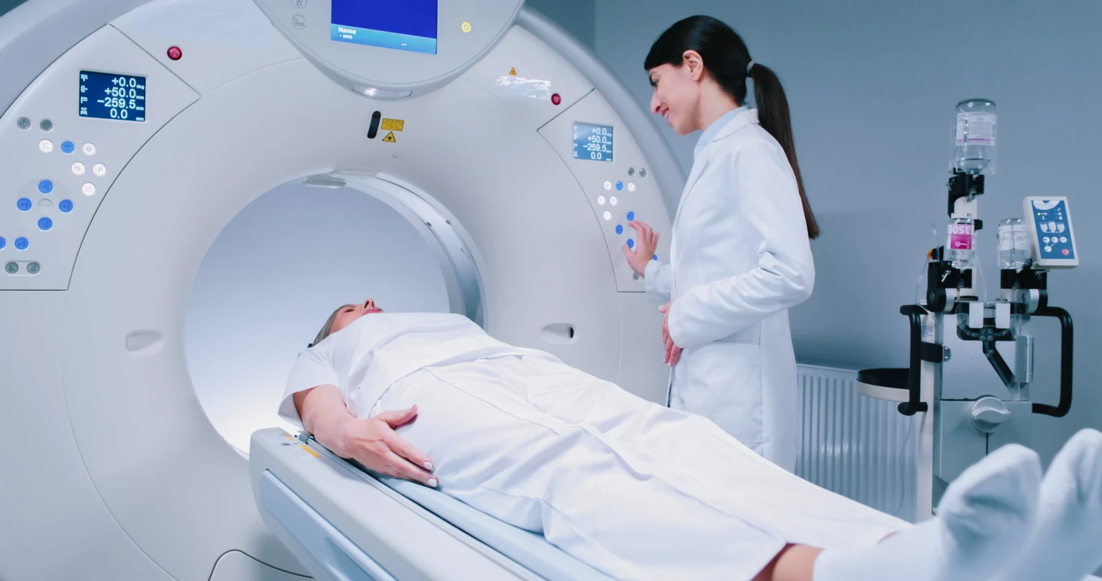 What Are the Differences Between MRI, CT Scan, and X-Ray? When Is Each Imaging Method Used? (2026)
