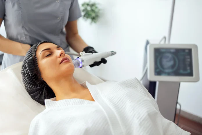 Dermatologische behandelingen in Turkije: gids voor internationale patiënten